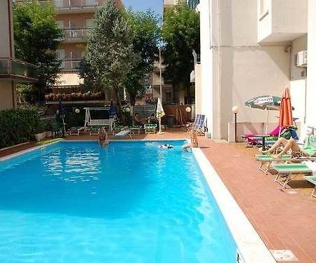 רימיני Hotel Costa D'Oro מראה חיצוני תמונה